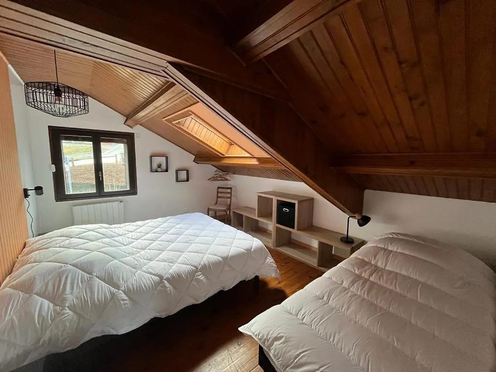 Le Visiteur Villa Besse-et-Saint-Anastaise 0*,  France